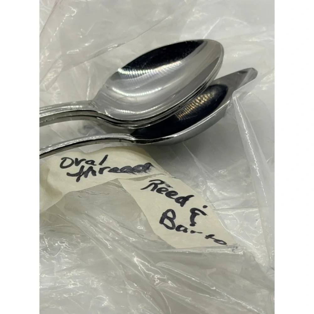 Reed & Barton Select Oval Thread Stainless teaSpoons Set of 8 Korea Flatware